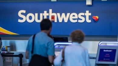 1741802219 United CEO Delta exec weigh in on Southwest changing free.jpg