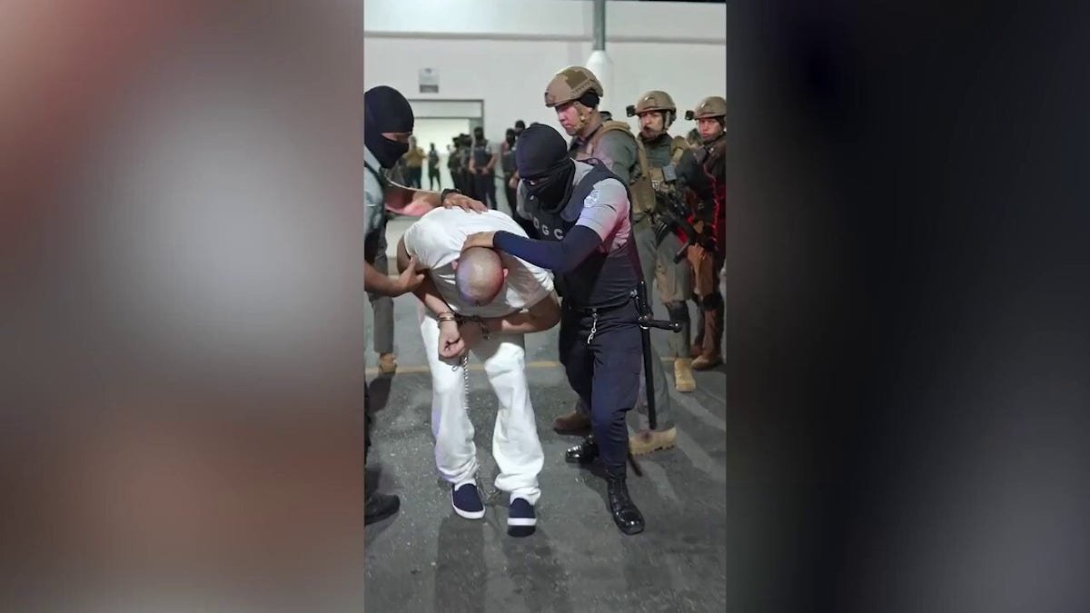 Authorities that hold the prisoner's face