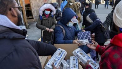 1742599883 Hundreds of New Yorkers spent hours waiting in line for.jpg