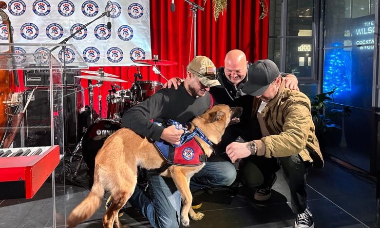 1743159345 Bipartisan bill would give eligible veterans free service dog.jpg