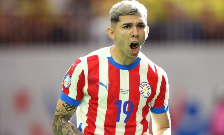 1743251743 Seagulls willing to sell Julio Enciso for E30m.jpg