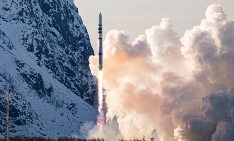 1743397882 Watch this new European rocket lift off then crash.jpeg