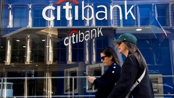 Citi cuts top bankers bonuses tied to turnaround drive.jpg
