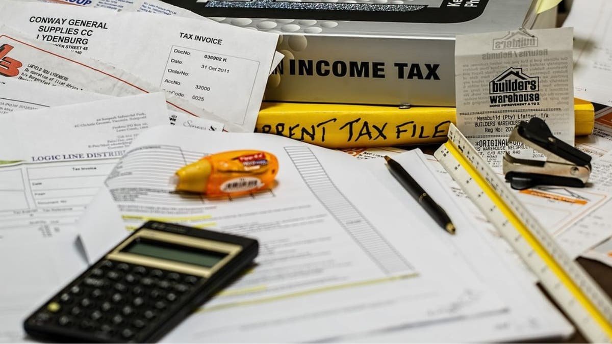 Tax equipment