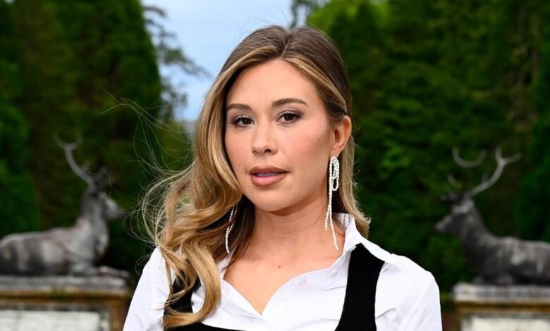 Gabby Windey Jokes She Accused All The Traitors Men Just Because 1.jpg