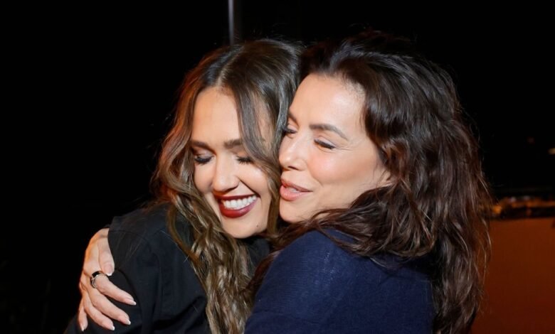 GettyImages 2200989553 Jessica Alba and Eva Longoria.jpg