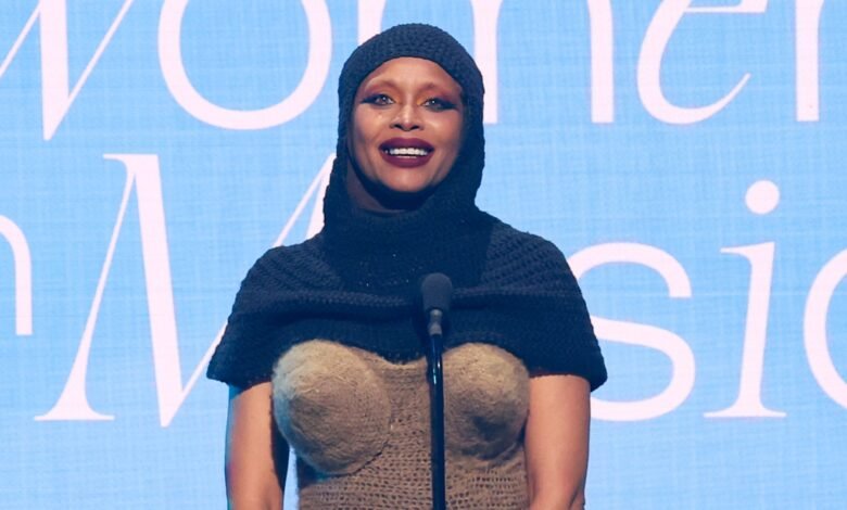 Social Media Reacts To BBL Fit At Billboard Awards.jpeg