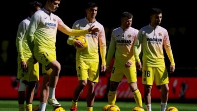 Villarreal players in training.jpg