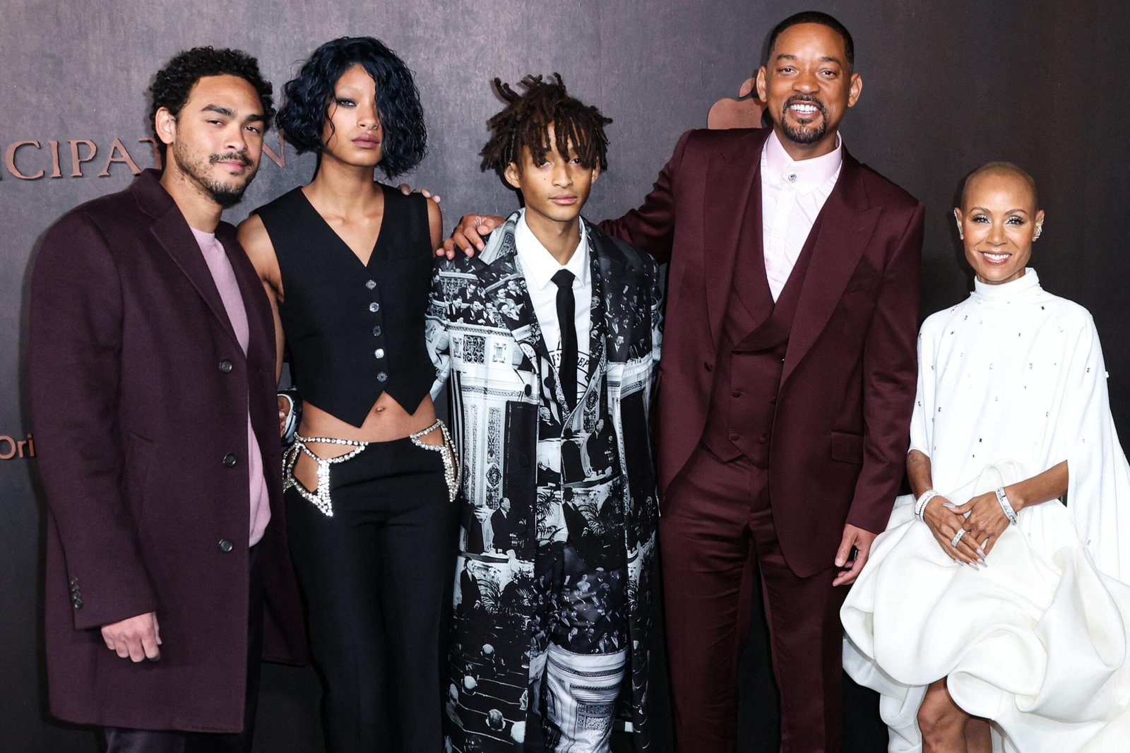 Ghada Pink Smith with Will Smith and their children attend the first show in Los Angeles in Apple movies
