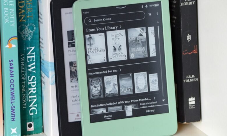clara colour with kindle.jpg