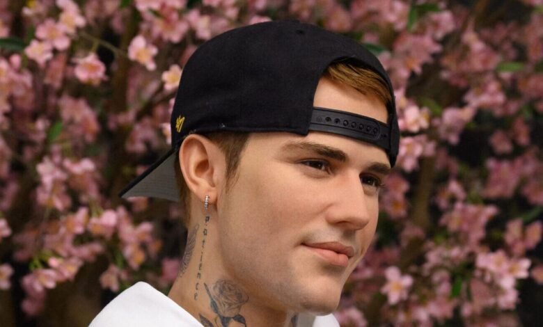 justin bieber scaled e1740260991951.jpg