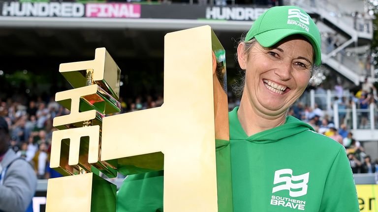 Charlotte Edwards, southern courageous women, one hundred images