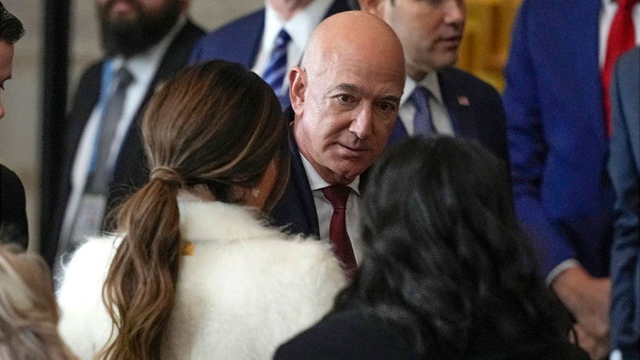 American businessman Jeff Bezos will attend the opening ceremony, as Donald Trump will take the oath as the constitution as 47 US President in Capitol Rotonda, Washington, DC, on January 20, 2025. Julia Demari Neshnerson / Pot / Avenue via Getty Em.