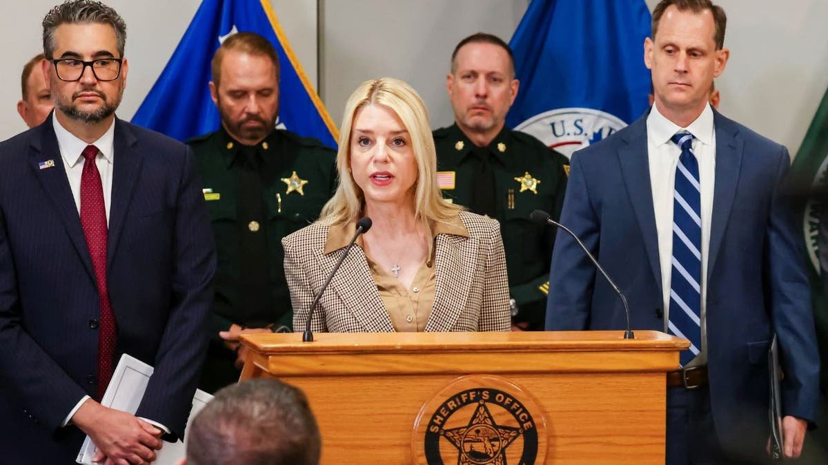Pam Bondi with <a href=