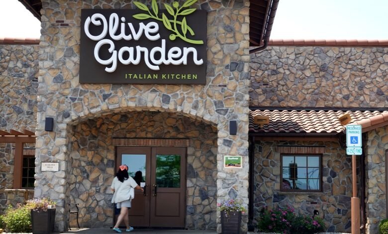 1743880906 Texas Roadhouse dethrones Olive Garden as Americas top casual dining.jpg