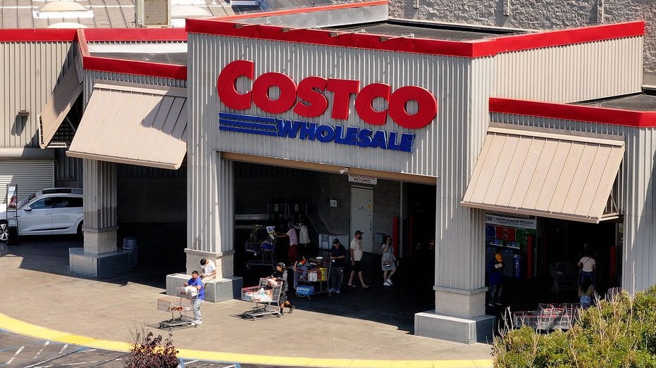 Costco Storefront