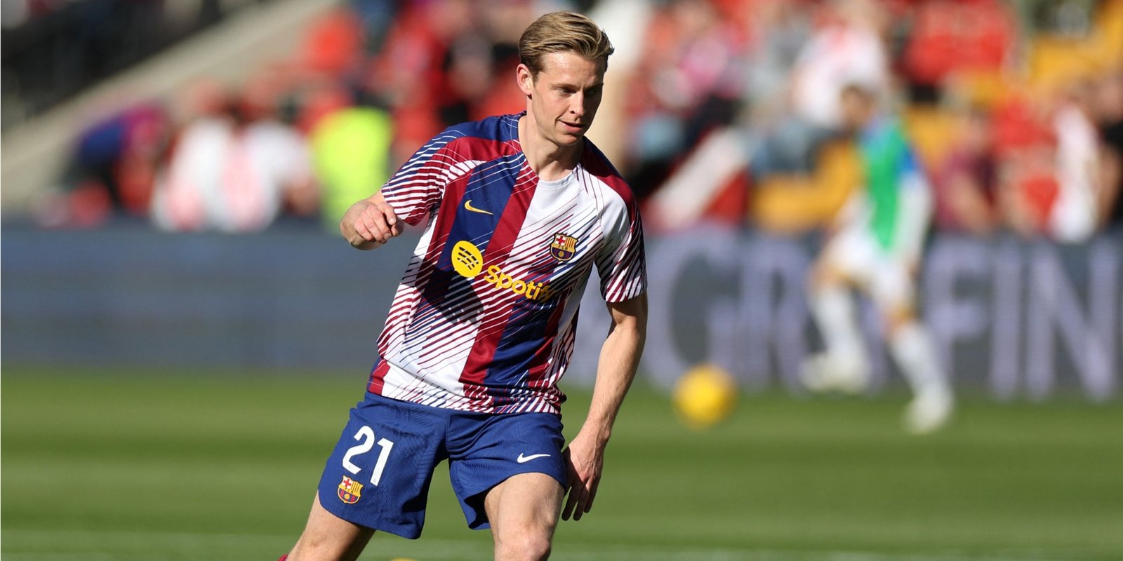 Barcelona midfielder Frenke de Jong