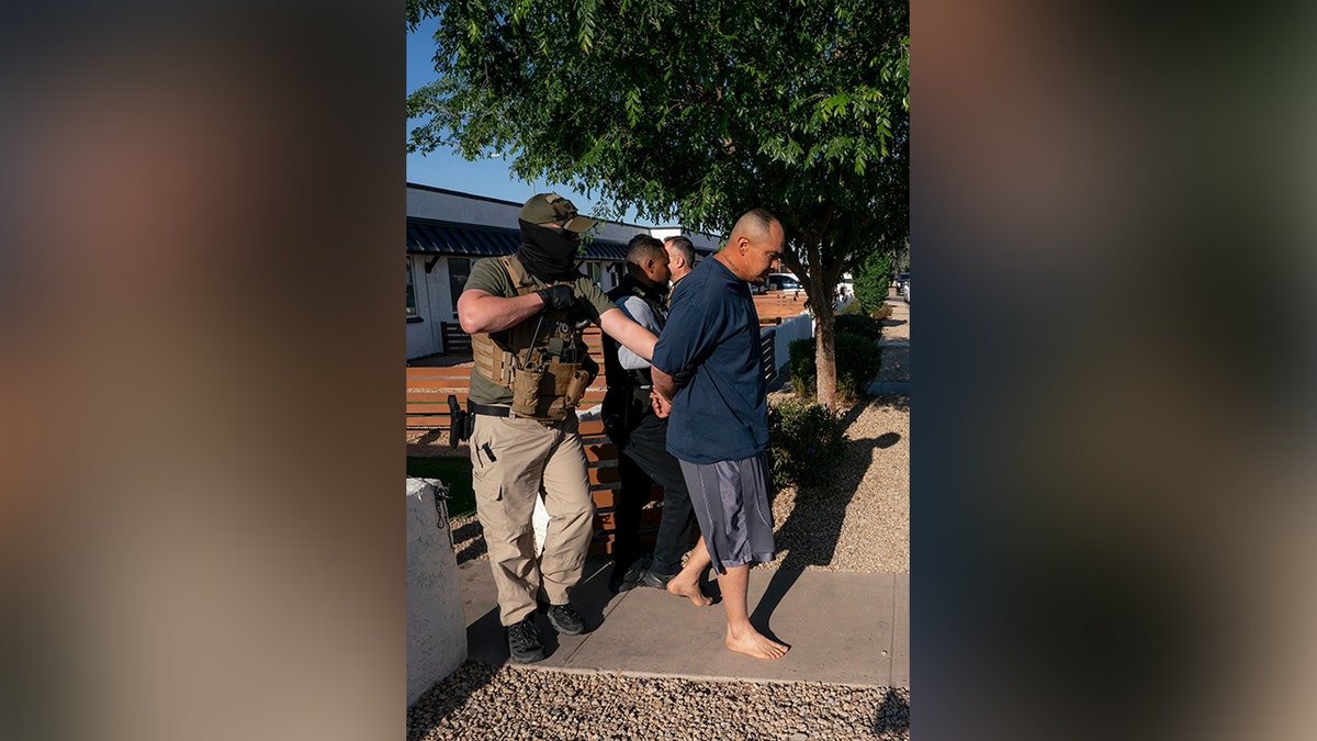 The Secretary of the Ministry of National Security NOEM joined ICE and other agents in Phoenix operations, Arizona on April 8, 2025.