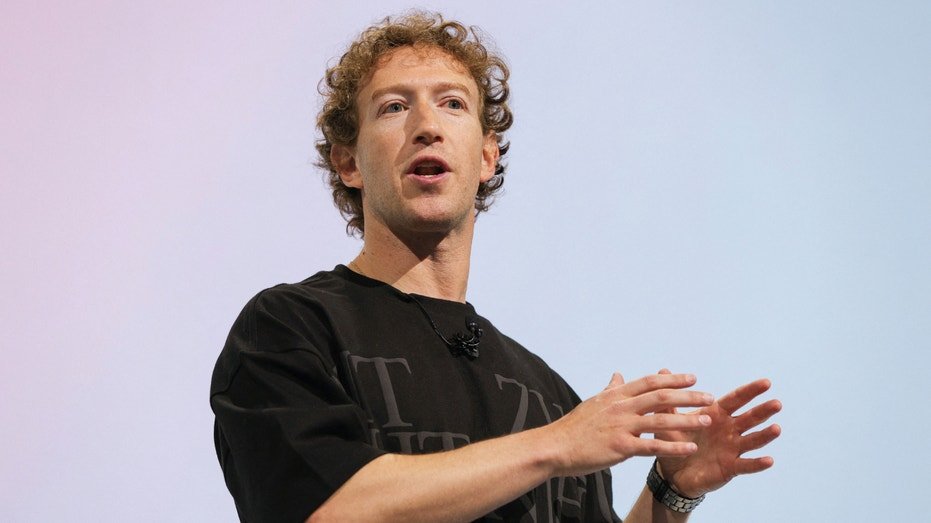 Mark Zuckerberg, CEO of META, gives a major speech during the Meta Connect annual event at the company's headquarters in Minlo Park, California, on September 25, 2024.