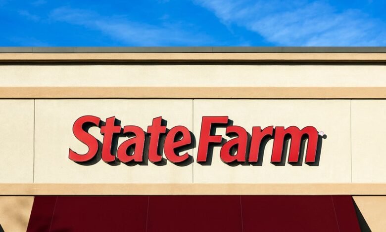 1744270063 State Farm requests emergency rate hike that could raise Californians.jpg