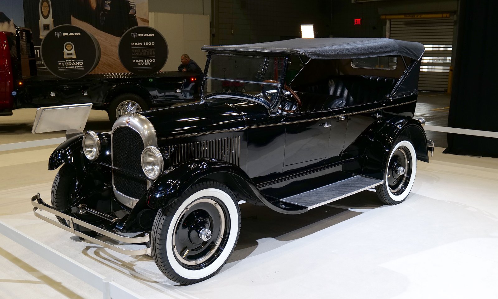 1924 Chryler 6, the first model at the New York International Auto 2025.