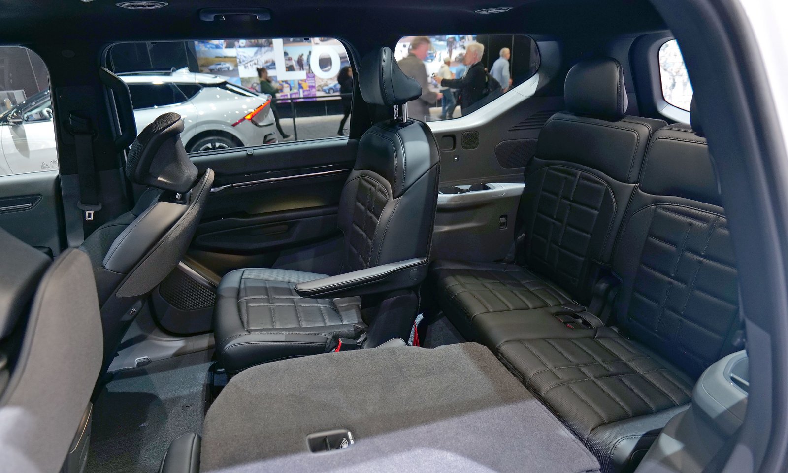The fully black interior design for EV9 Nightfall.