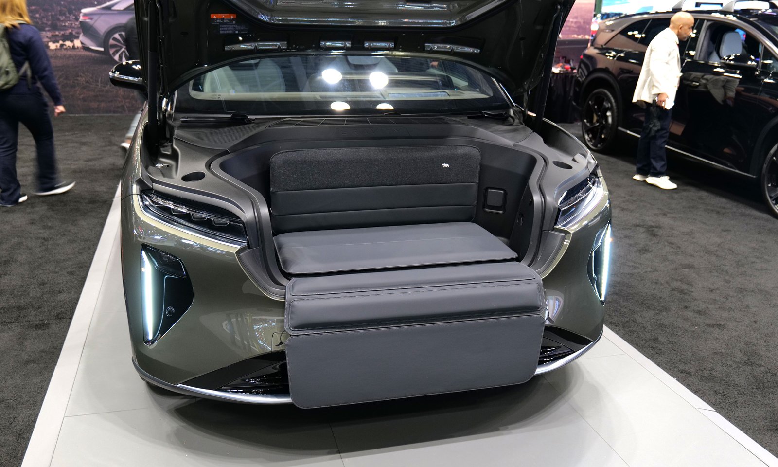 The three clear gravity in NYIAS.