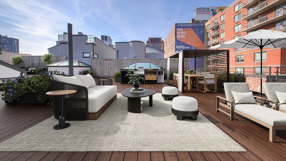 The external terrace is characterized by many areas of the hall, as well as an outdoor kitchen and a dining area.