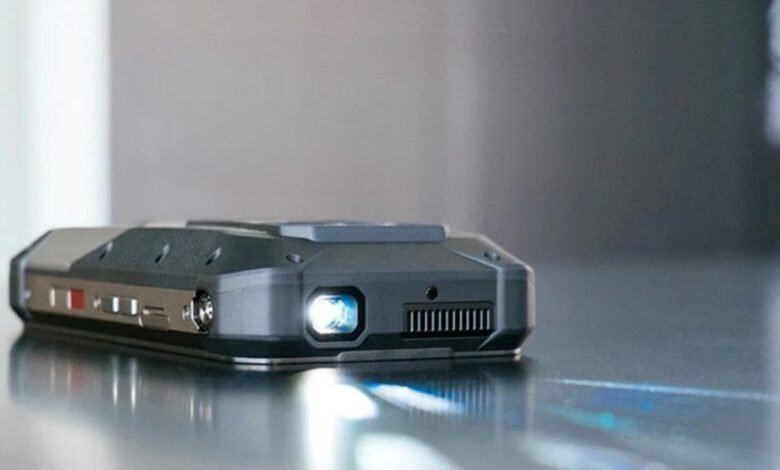 1745753688 5 things I learned using an outrageous projector smartphone for.jpg