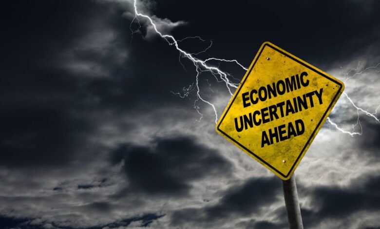 1745781940 CEOs are in distress and consumers fear job losses amid.jpg