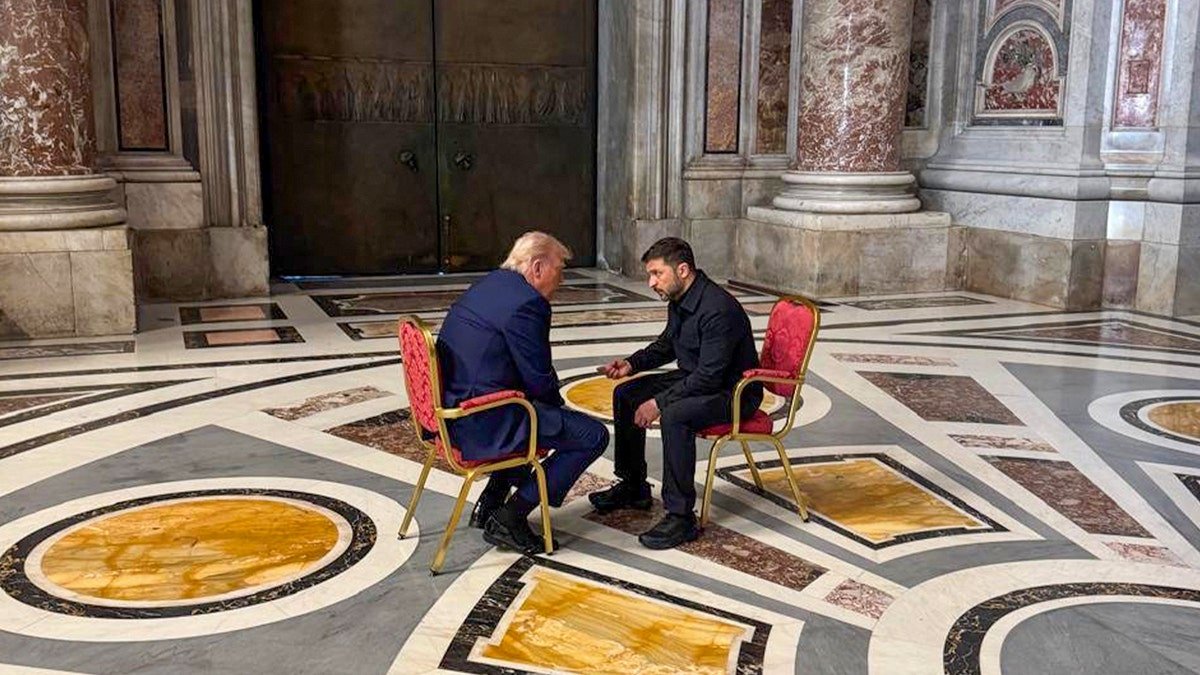 President Donald Trump and Ukrainian President Voludmir Zellixi
