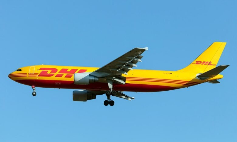 1745853557 DHL Express restarts global shipments of packages worth over 800.jpg