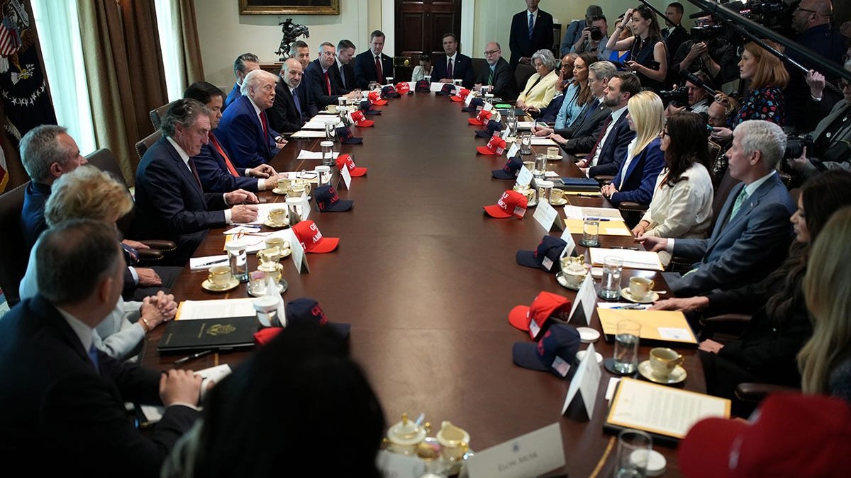 Trump is a round table