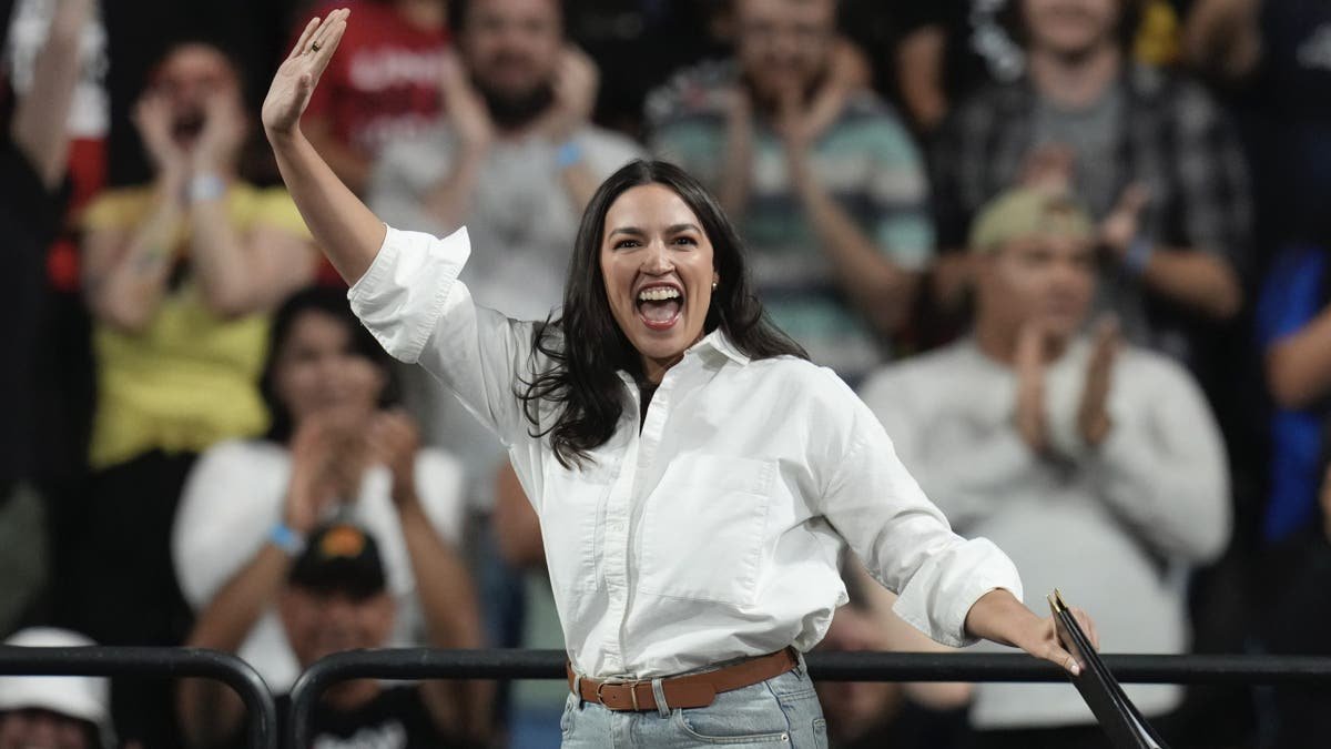Alexandria Okasio Cortez