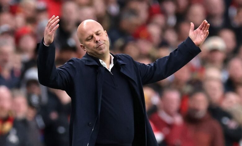 Arne Slot hits out at refereeing decision which gave Liverpool.jpg