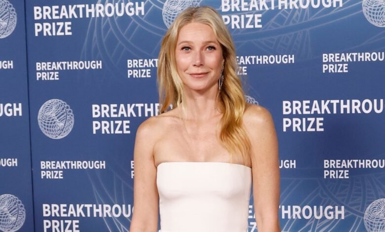 Gwyneth Paltrow Keeps This 19 Facial Mist on Her Vanity.jpg
