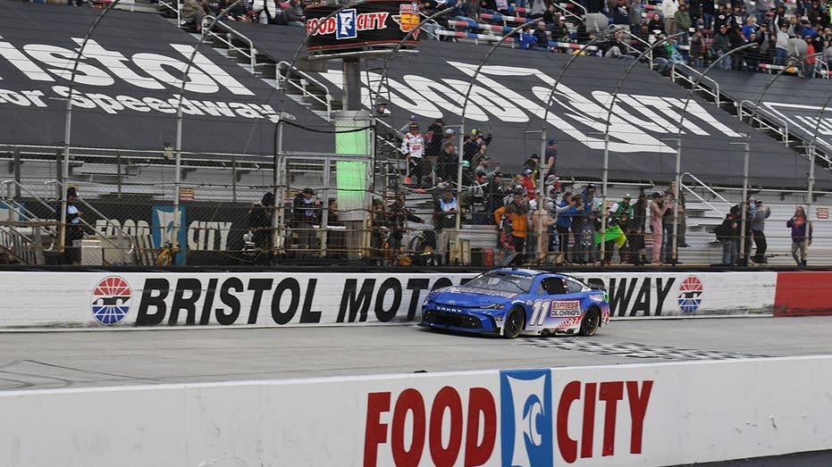 Bristol, Tennessee - March 17: After running the Naskar Food City 500 chain on March 17, 2024, at Bristol Motor Spidway, Bristol, Tennessee. (Photo by Jeffrey Vist/Sports icon via Gettie Emiez)