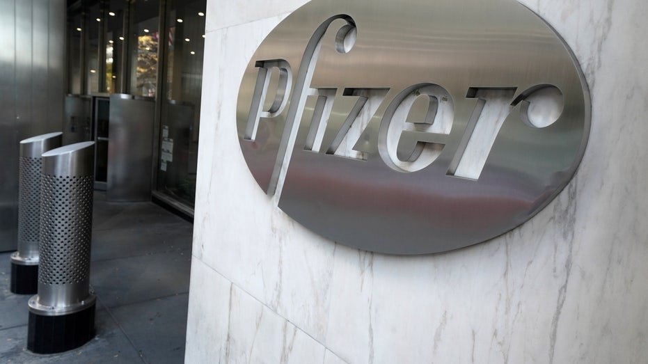 Pfizer logo