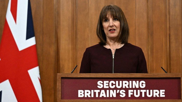 UK suspends import tariffs to ease strain for British businesses.jpg