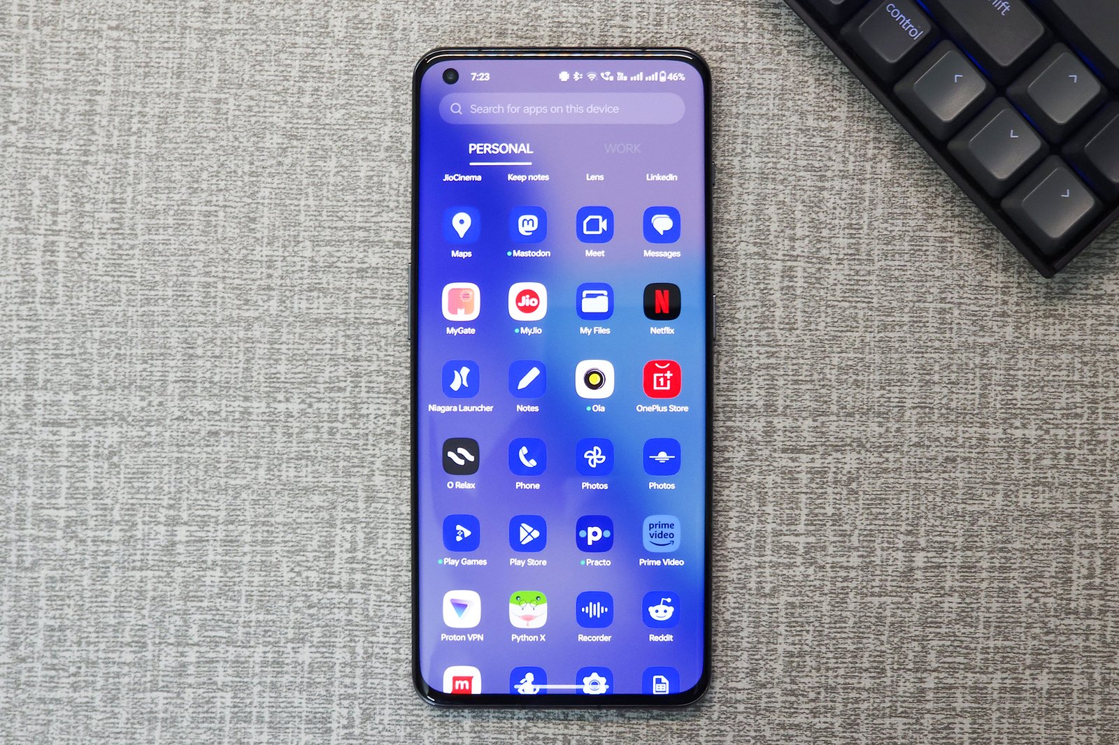 Android 14 icons under the title in Oxygenos with Android 14 on OnePlus 11.