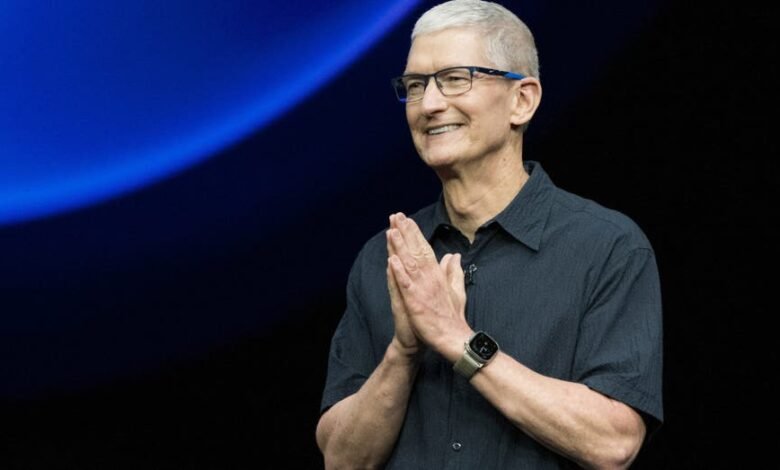 1746134382 Apple quarterly sales and profit beat expectations as tariffs loom.jpg