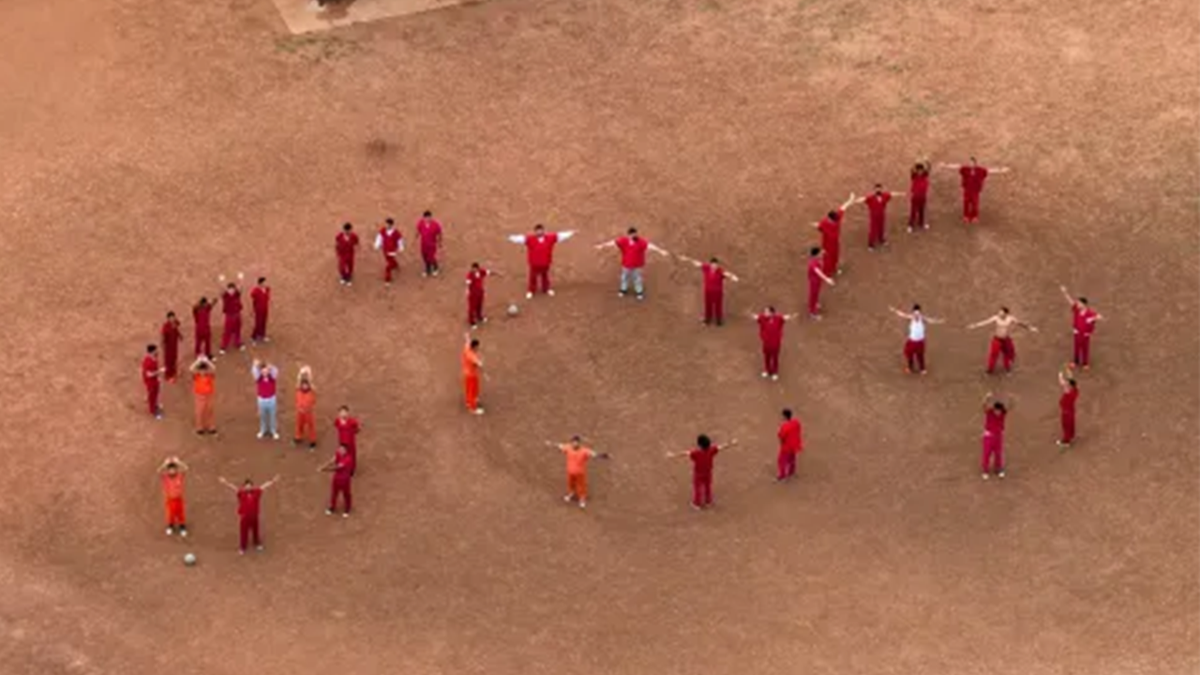The suspect members of the SOS message in a detention facility in Texas