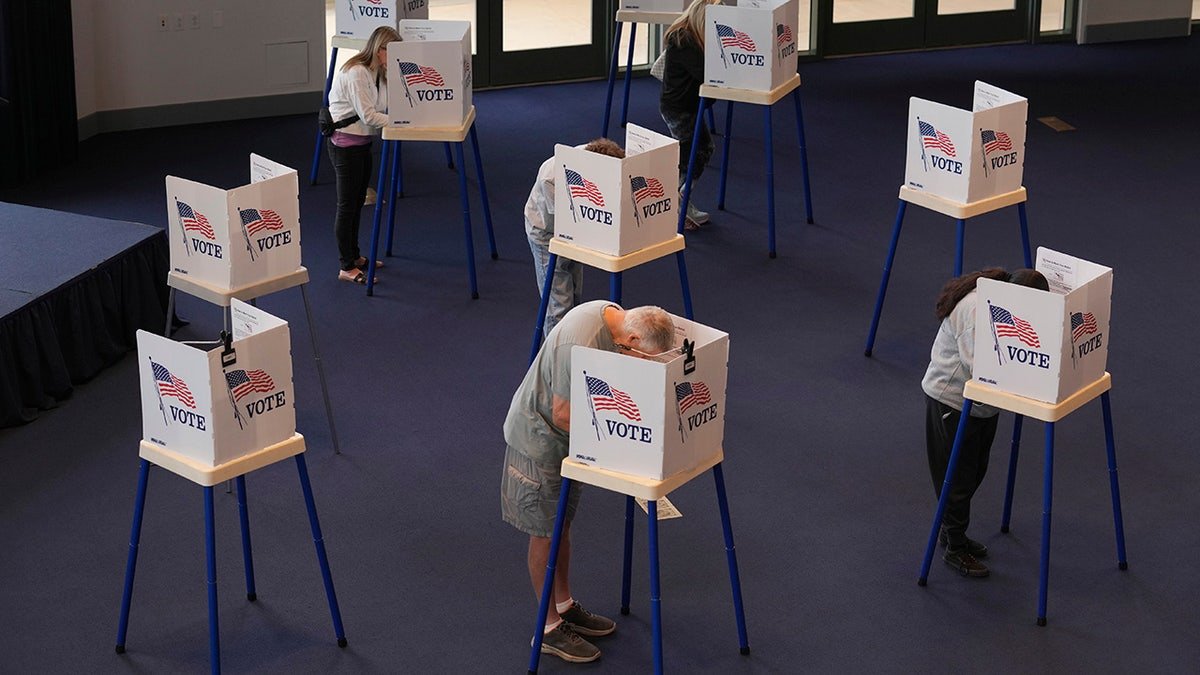 Voters made their votes in the individual voting compartments that diverged inside the polling place, and each prestige is distinguished by an American flag and a word