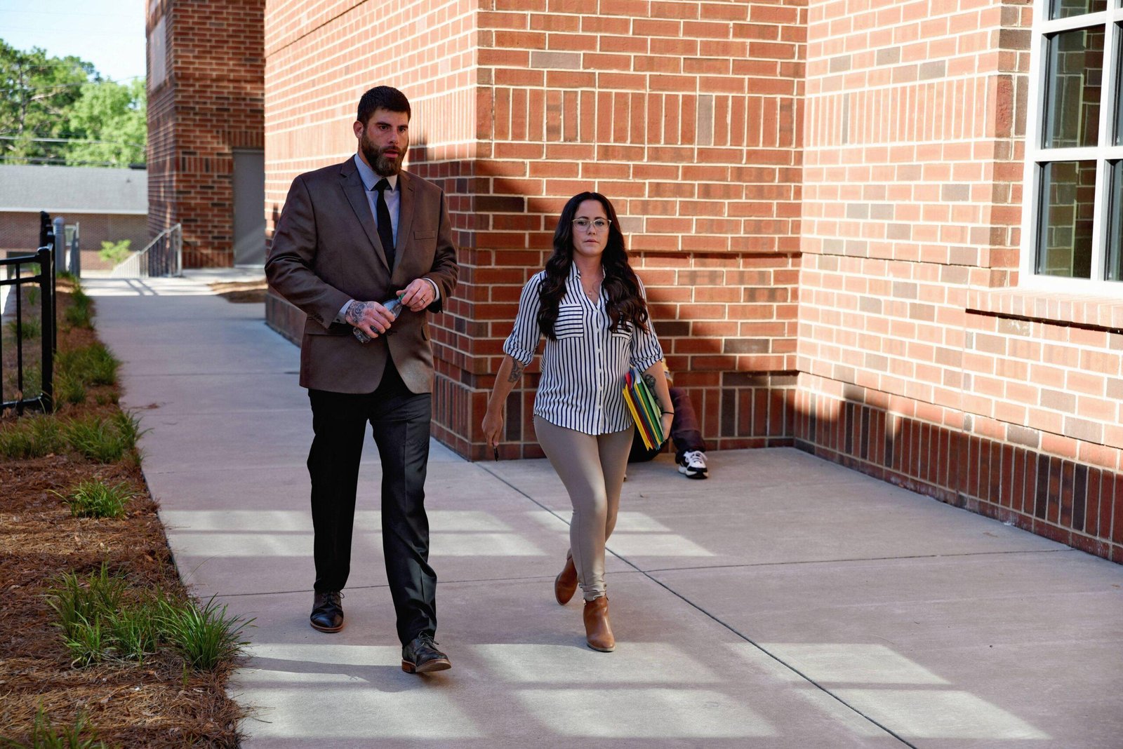 Genel Evans and David Ison arrive at the court on Tuesday, June 25 without their children again. The nursery battle was not over in Teen Mom 2, as it might take