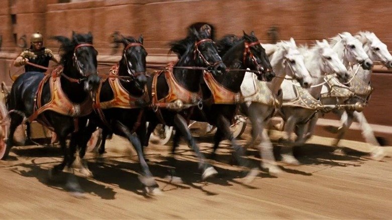 A rider of a cart grabbed the libraries of many horses in Bin Hour