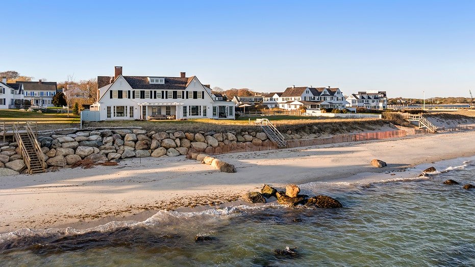 The house includes 200 feet from the private beach.