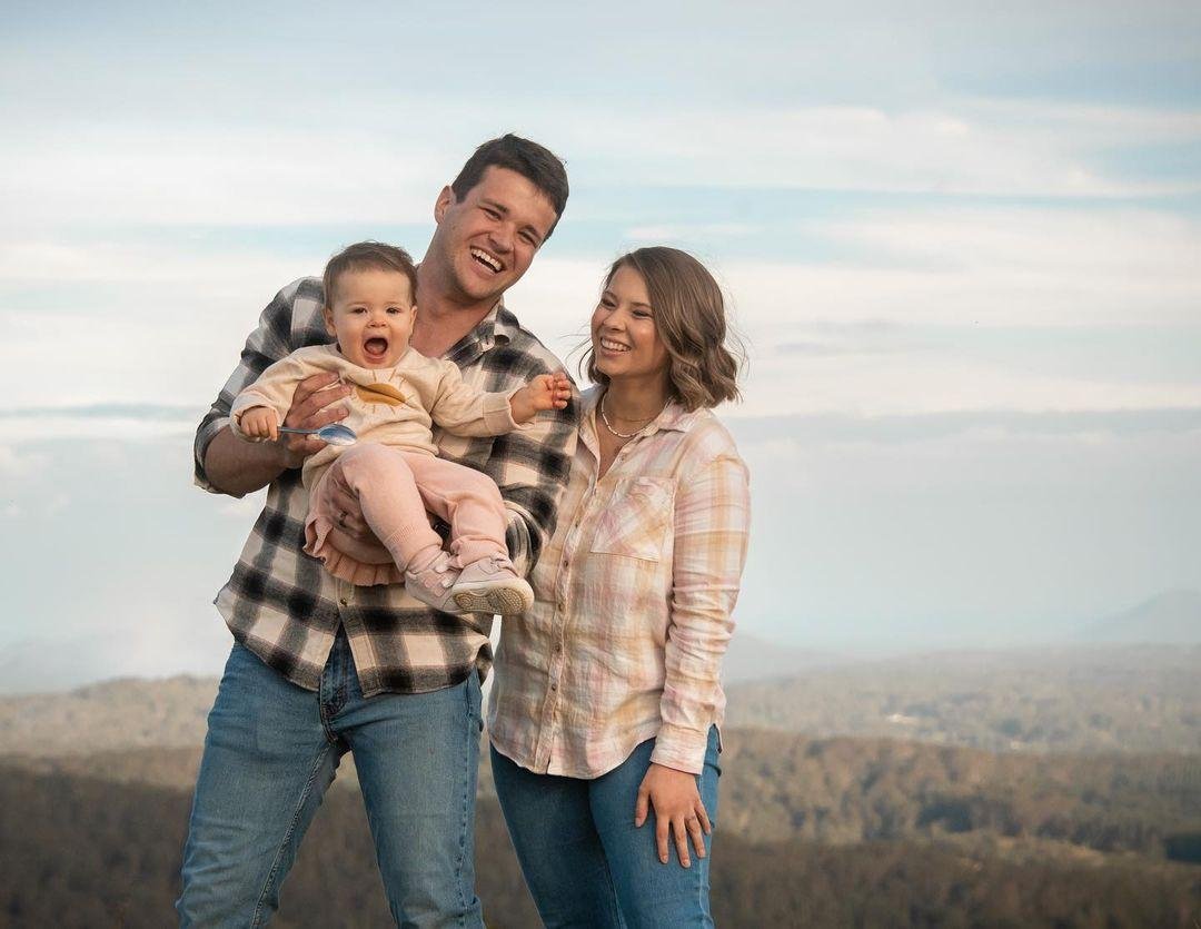 Bendy Irwin, Chandler Powell and their daughter Grace