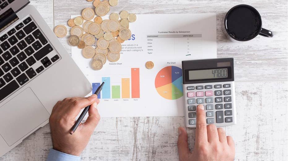 The person who uses the calculator and the use of the pen to refer to the graph