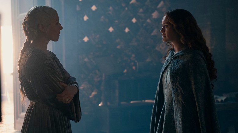 Renira and Akinant speaks separately at the dragon home