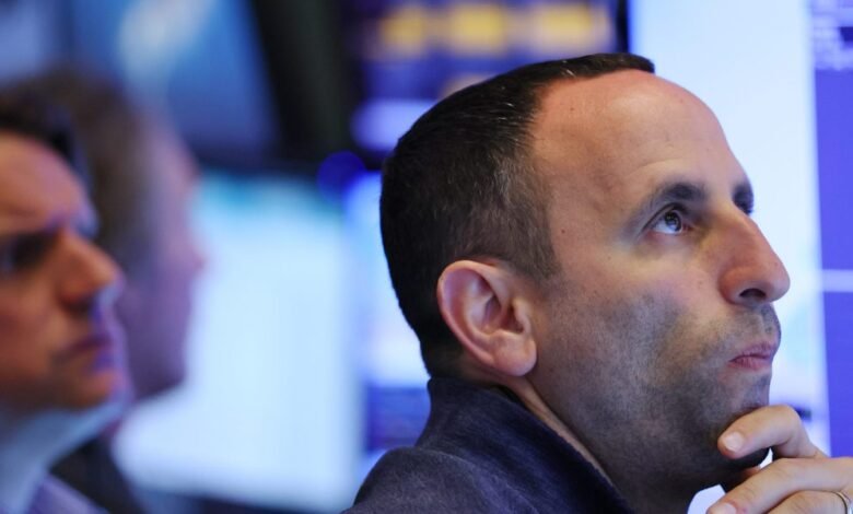 1747435320 Consumer sentiment plunges to near record lows—but stock markets remain unfazed.jpg